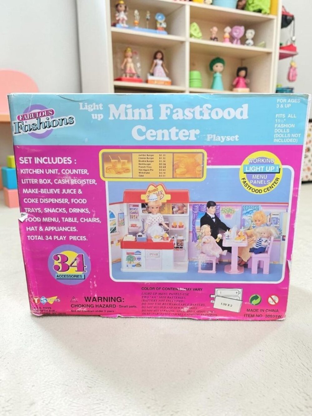 Fabulous Fashions Light Up Mini Fastfood Center Doll Playset - Vintage